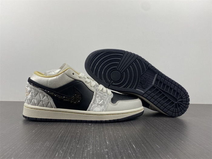 Air Jordan 1 Low Beaded Swoosh Men