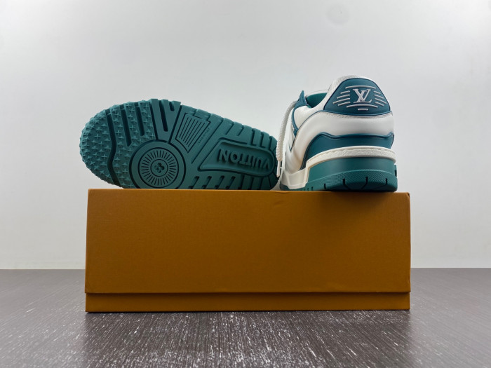 l0vt sneakers