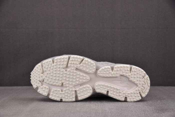 Off-White c/o Virgil Abloh