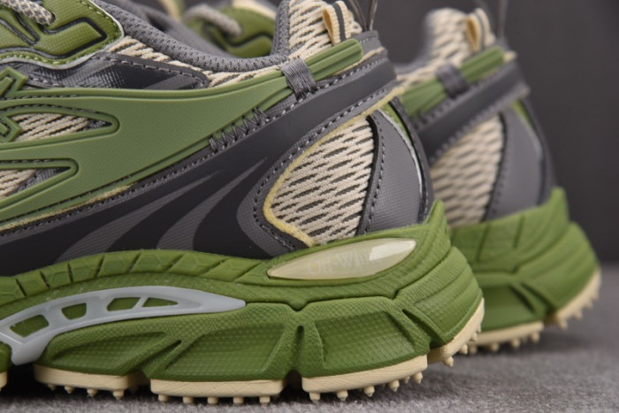 Off-White c/o Virgil Abloh