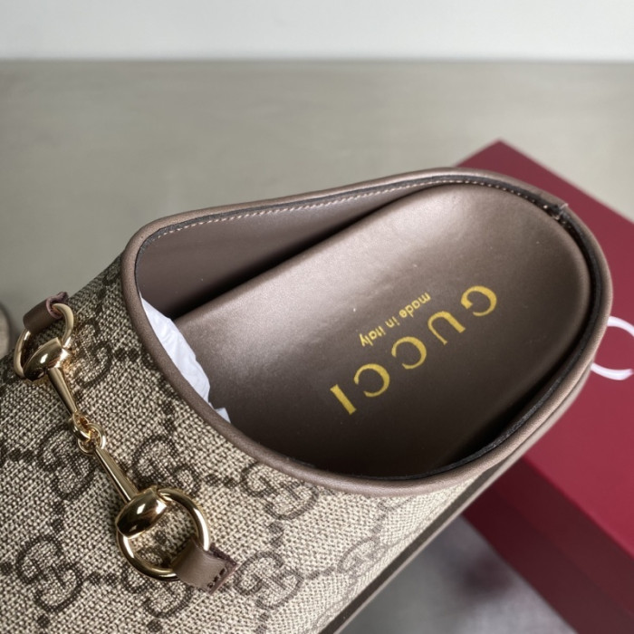 G*u*i SANDALS D06674