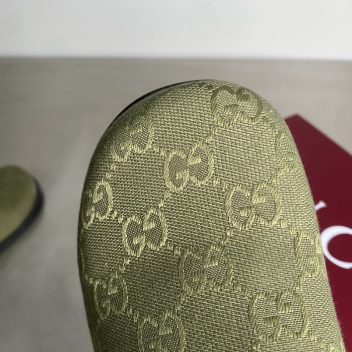 G*u*i SANDALS D06670