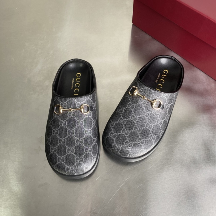 G*u*i SANDALS D06672