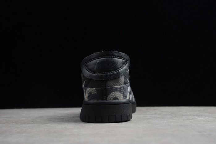 comme des garÇons x dunk low