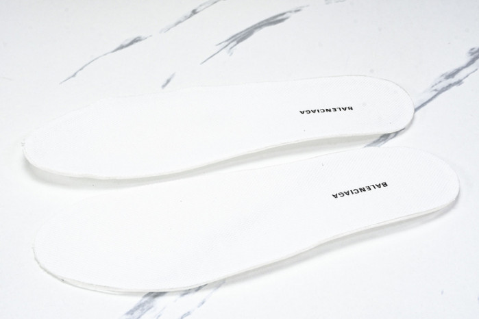 Ba*len*cia*ga TRACK 800590 WTRHK 0010