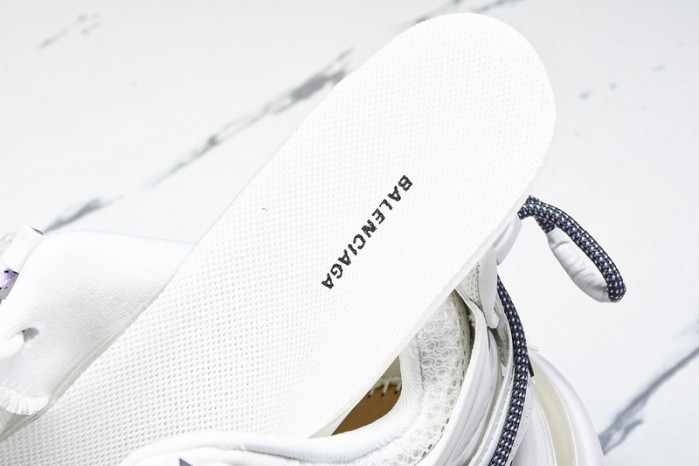 Ba*len*cia*ga TRACK 800590 WTRHK 0010