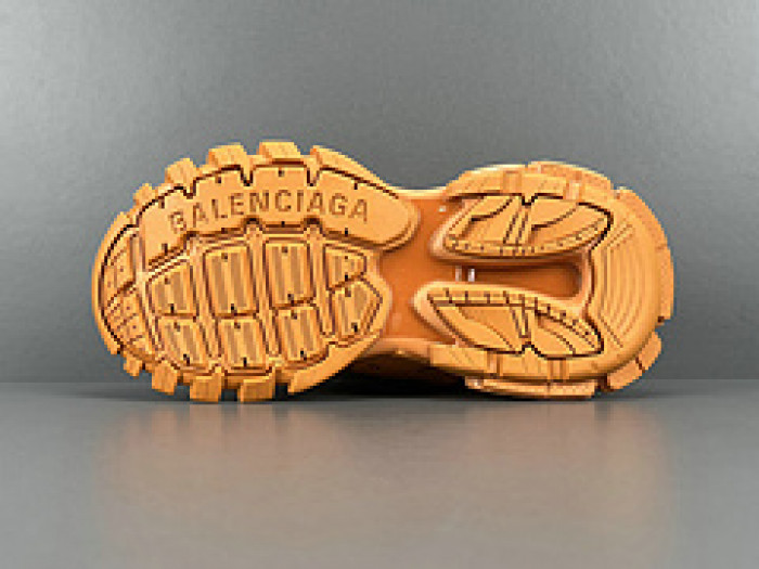 Ba*len*cia*ga TRACK 800592 WTRHK 7000