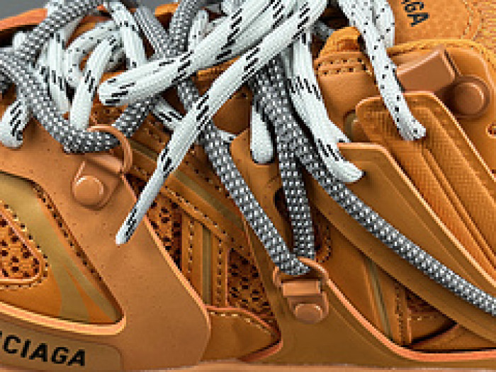 Ba*len*cia*ga TRACK 800592 WTRHK 7000