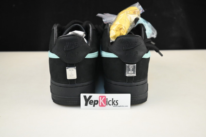 nike air force 1 low sp T*f*ny and co. dz1382-001