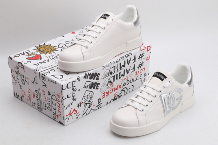 d&g sneakaer d018