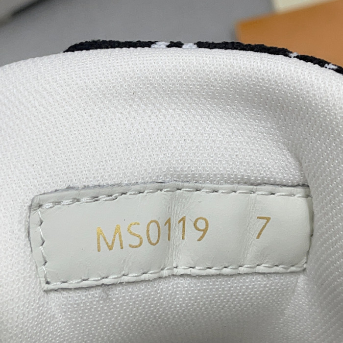 l0vt sneakers