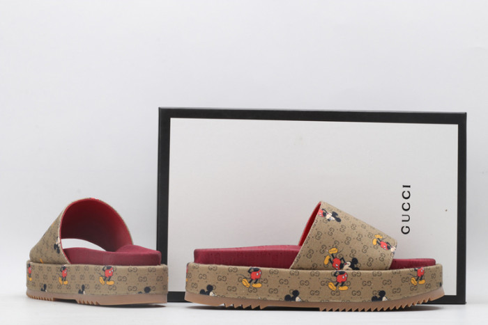 g*u*i sandals d06566