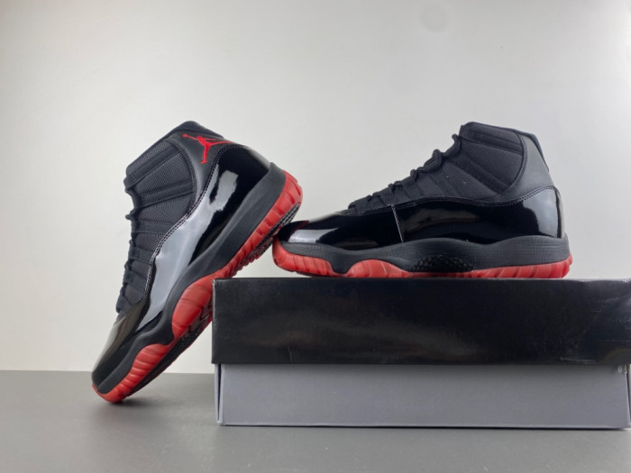 Air Jordan 11 378037-326