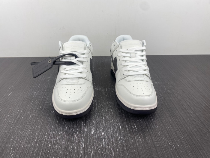 ow out of office lace-up sneakers ac3830-047