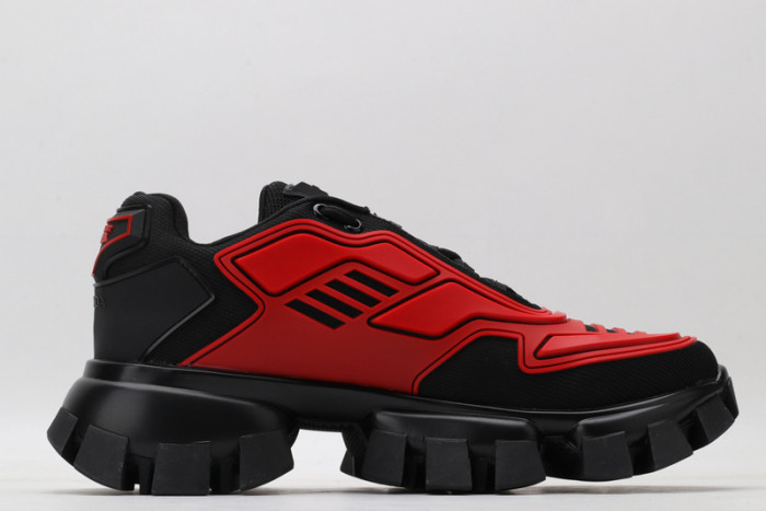 pra*a sneaker p020