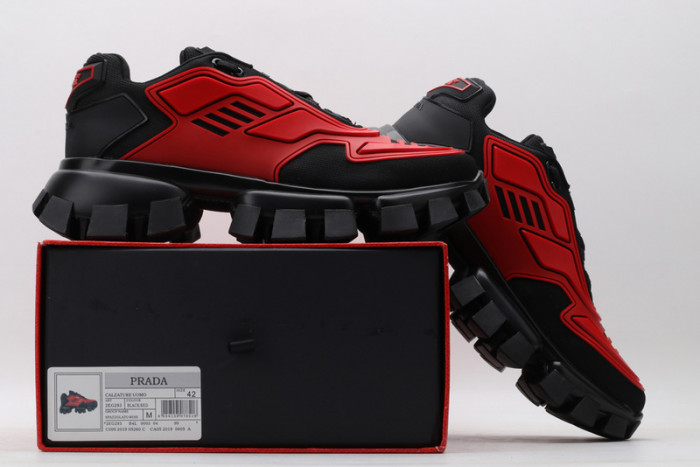 pra*a sneaker p020