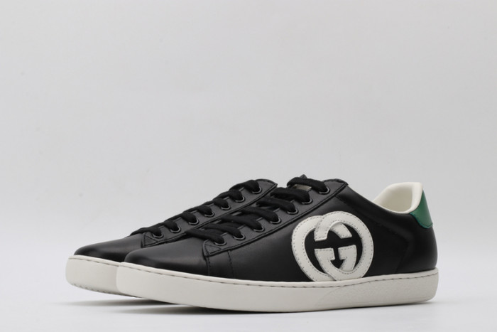 g*u*i ace embroidered low-top sneaker e2330
