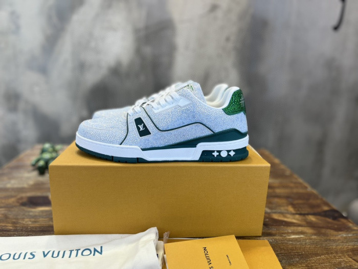 l0vt sneakers