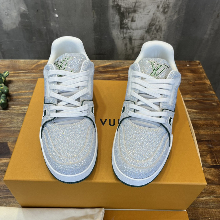 l0vt sneakers