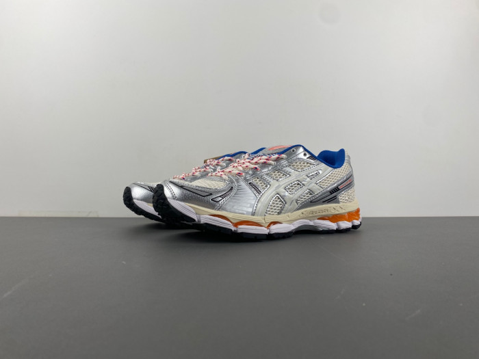 As*ic*s GEL-KAYANO 1203A555-101