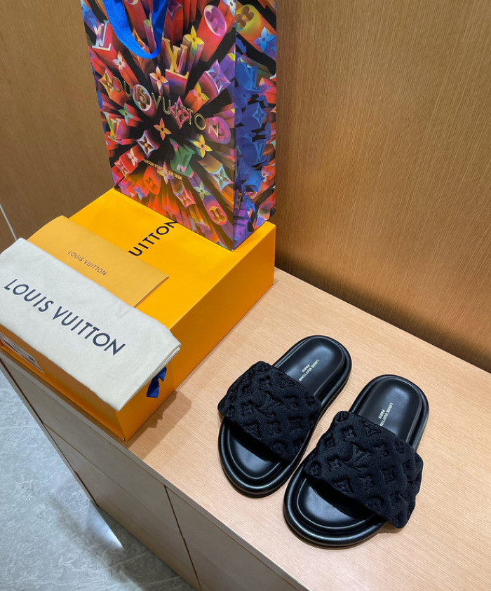 l0vt sneakers
