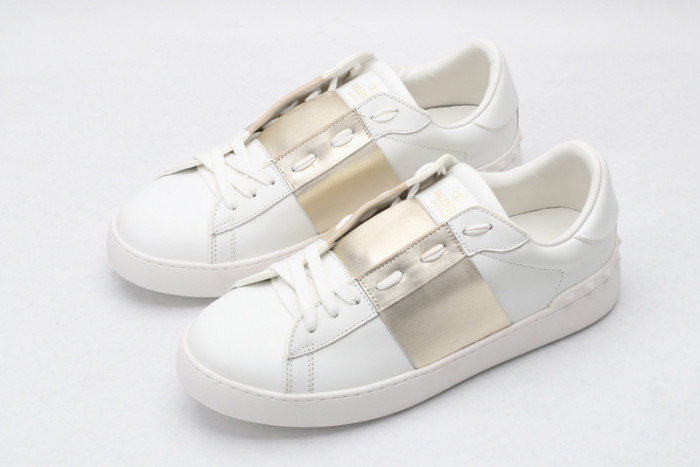 valentino sneakers v105