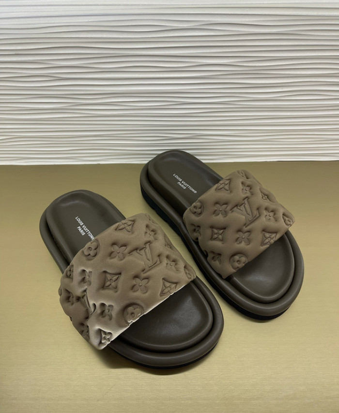l0vt sneakers