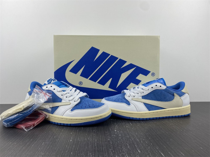 travis scott x air jordan 1 low cq4277-212