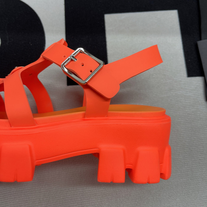 pra*a sandals p058