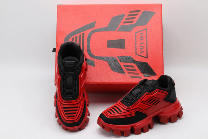 pra*a sneaker p024