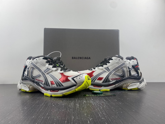 Ba*len*cia*ga runner w3rny 0509