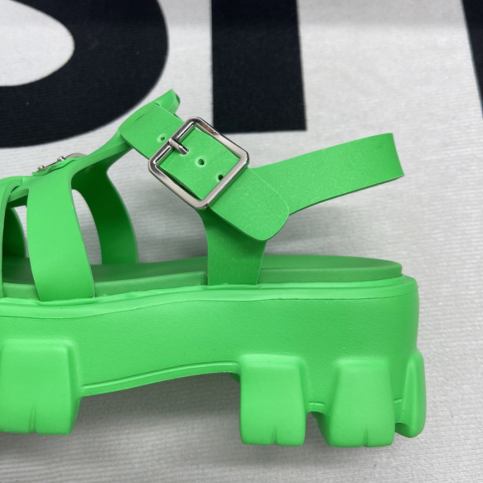 pra*a sandals p057