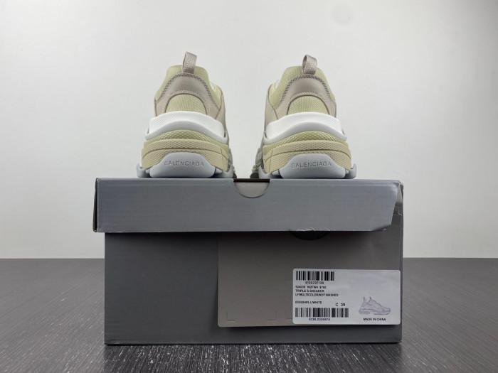 Ba*len*cia*ga triple s sneaker w2fw4 9790