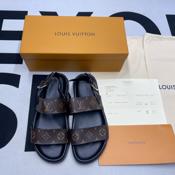 l0vt sneakers