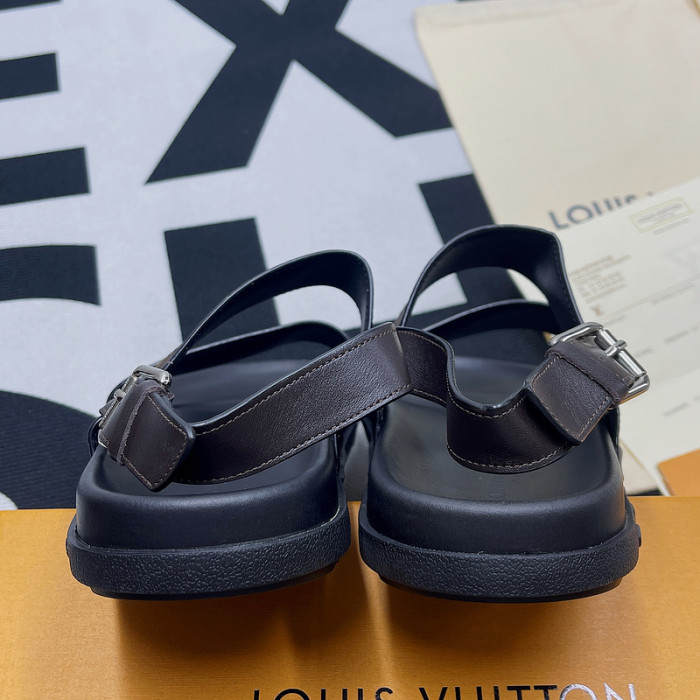 l0vt sneakers
