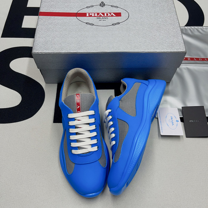 pra*a sneaker p048