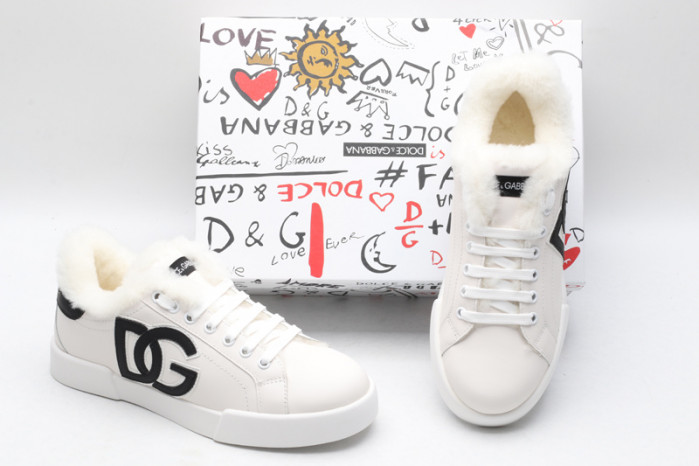d&g sneakaer d028
