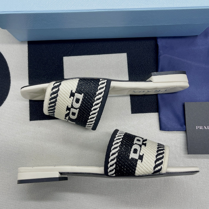 pra*a sandals p066