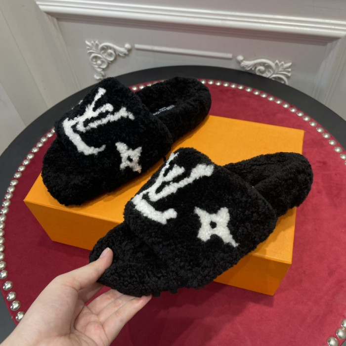 l0vt sneakers