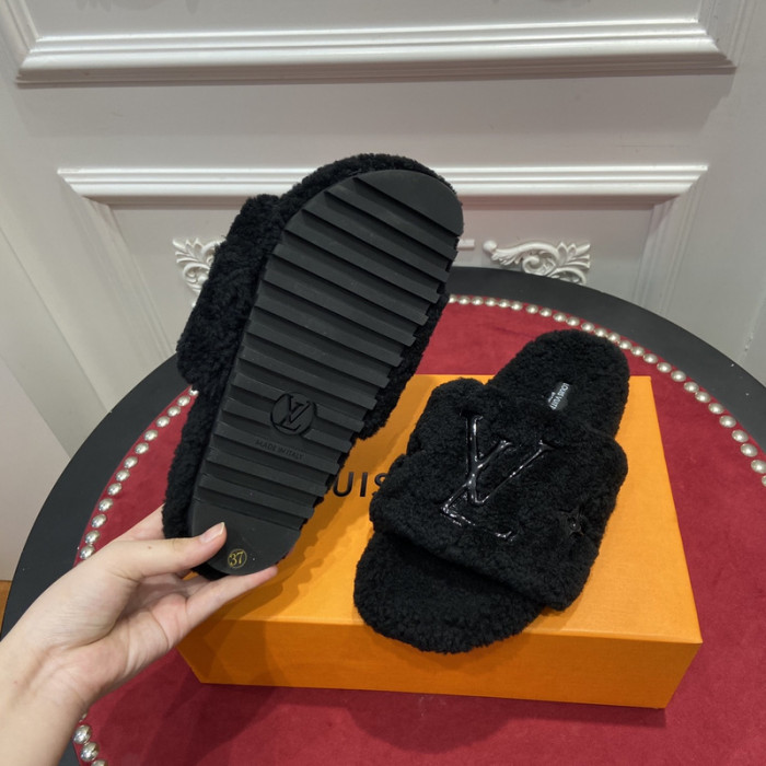 l0vt sneakers