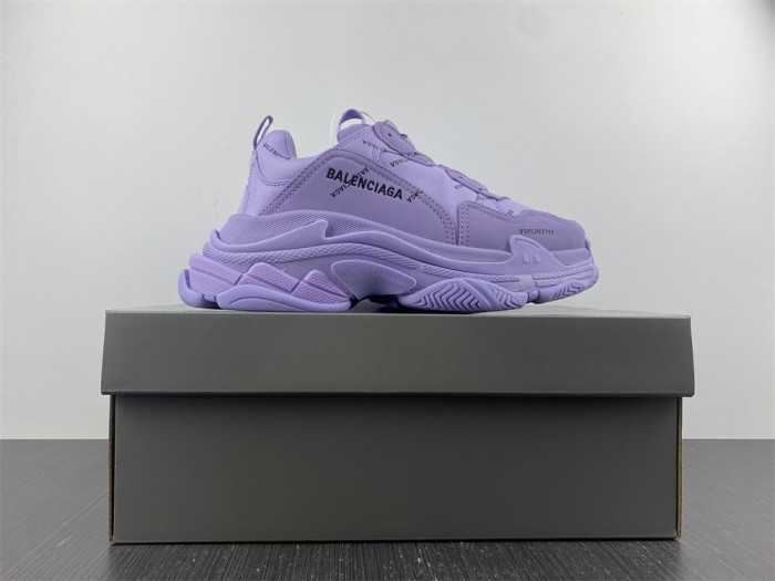 Ba*len*cia*ga triple s sneaker w2br1 2055