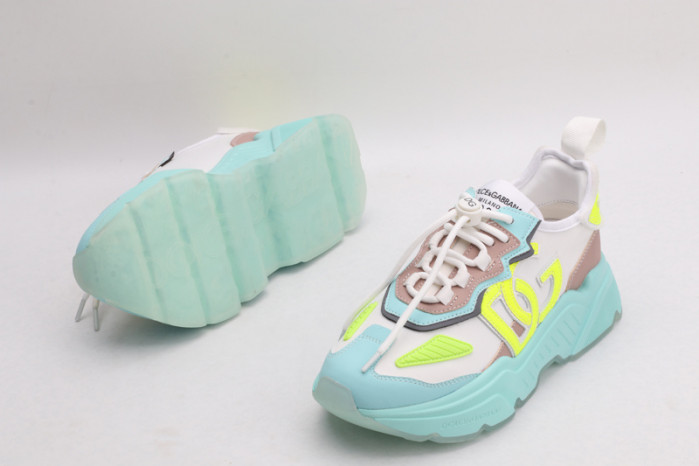 d&g sneakaer d009