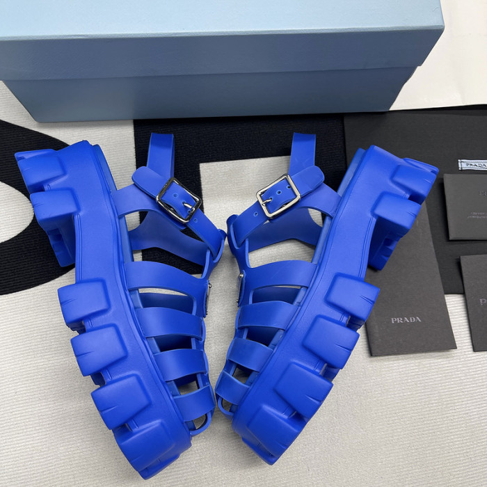 pra*a sandals p056