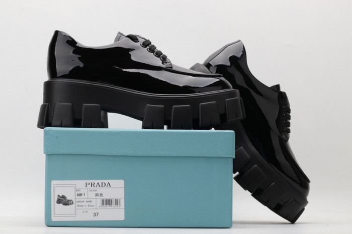 pra*a loafers p031