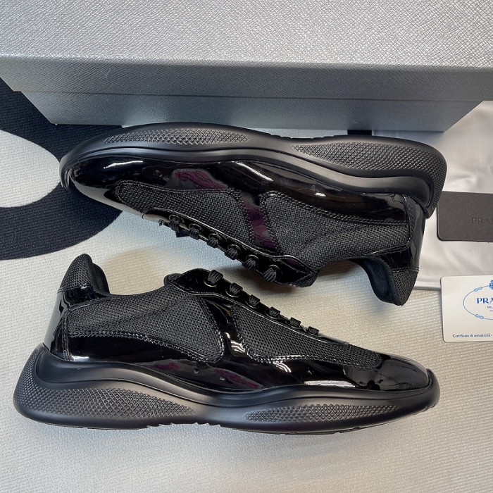 pra*a sneaker p053