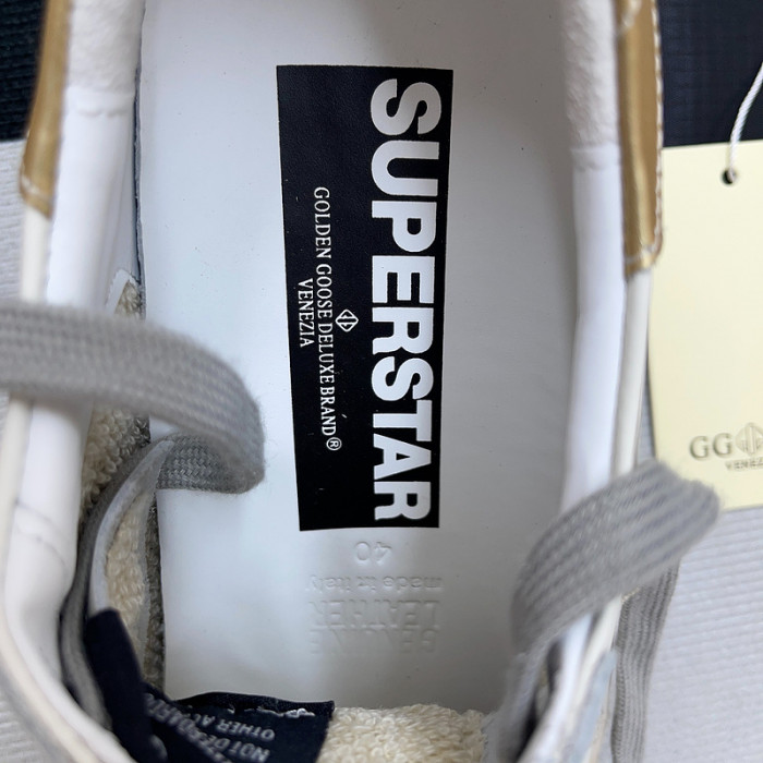golden goose S*per-star sneaker gg03