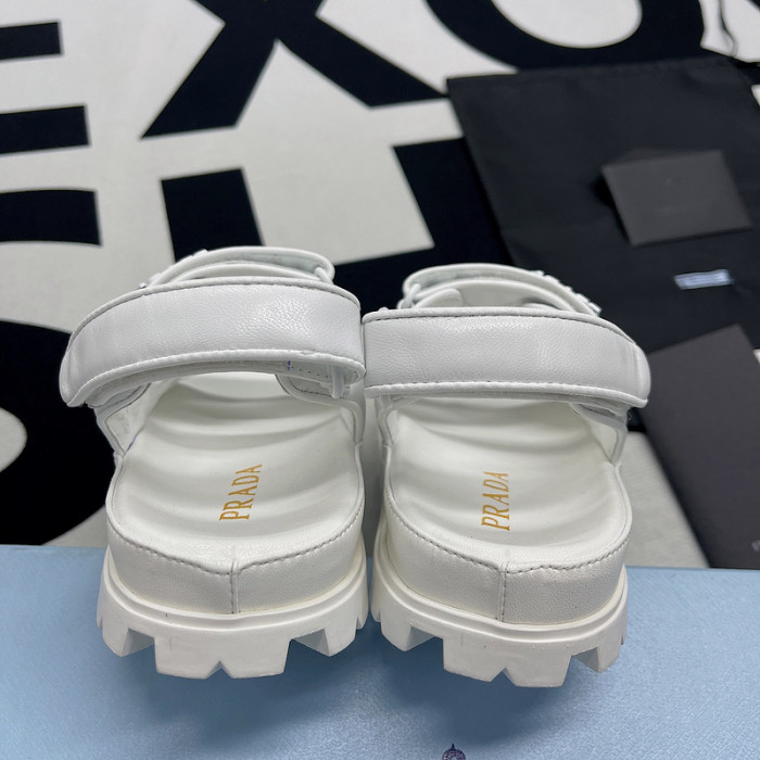 pra*a sandals p061