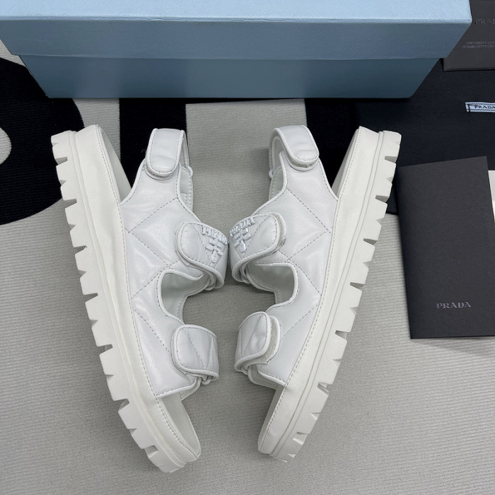 pra*a sandals p061