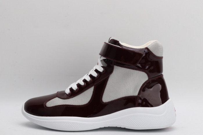 pra*a sneaker p019