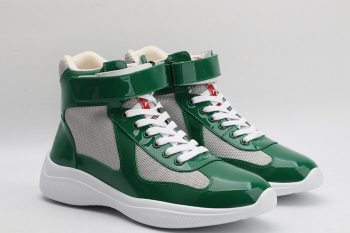 pra*a sneaker p018